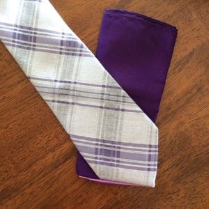 Calvin Klein Tie & Matching Pocket Square